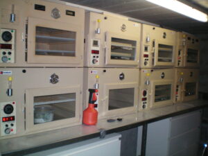 Incubators for exotic pheasants and cranes